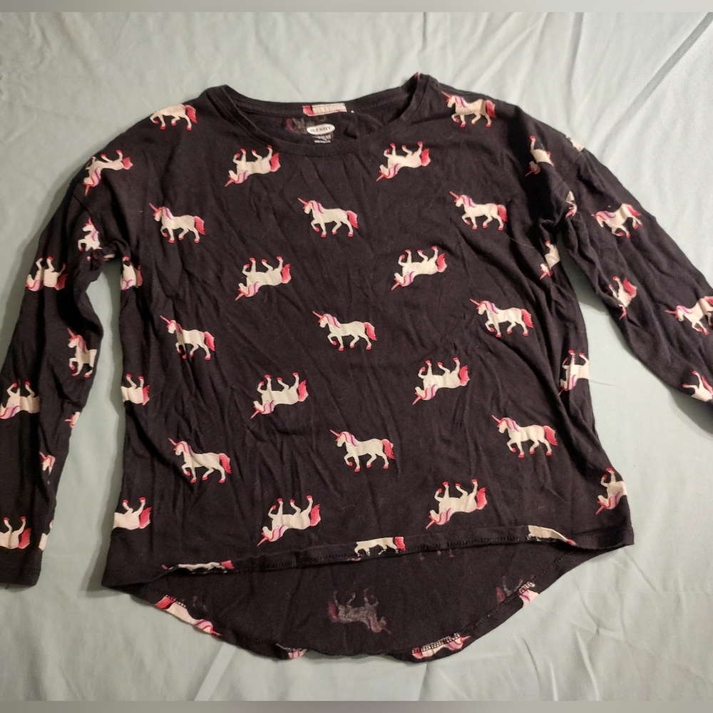 Old Navy long sleeve Unicorn shirt size 8M
